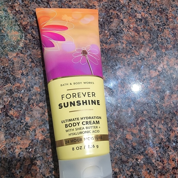 Bath & Body Set - Forever Sunshine - Picture 3 of 5